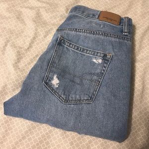 American Eagle Mom Jeans